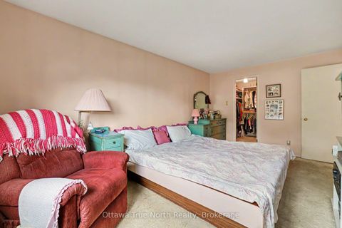Photo 16 at 41 Aldgate Crescent, Nepean (Pheasant Run), Ottawa
