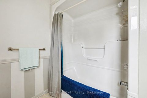 Photo 20 at 41 Aldgate Crescent, Nepean (Pheasant Run), Ottawa
