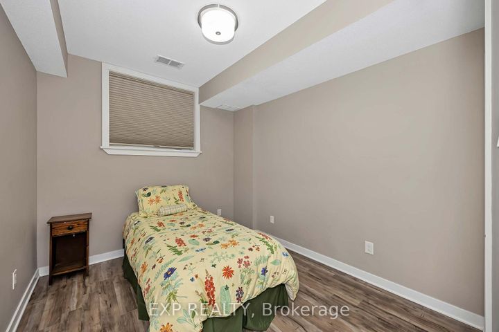 Photo 16 at 1 - 301 Elite Private, Nepean (Longfields), Ottawa