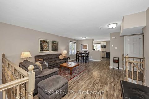 Photo 2 at 1 - 301 Elite Private, Nepean (Longfields), Ottawa