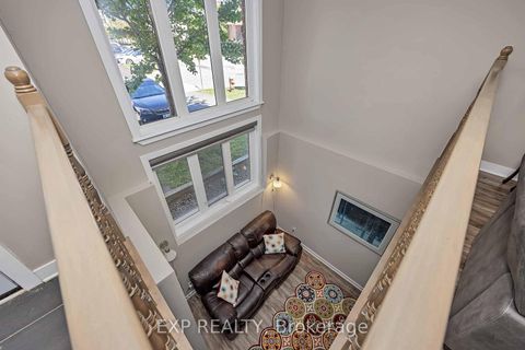 Photo 10 at 1 - 301 Elite Private, Nepean (Longfields), Ottawa