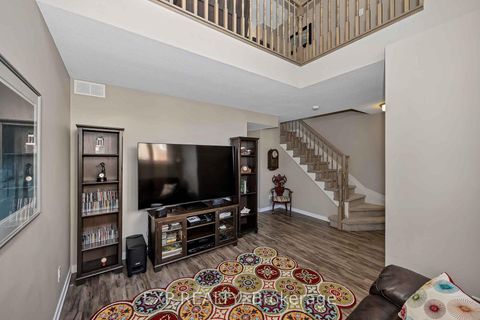 Photo 12 at 1 - 301 Elite Private, Nepean (Longfields), Ottawa