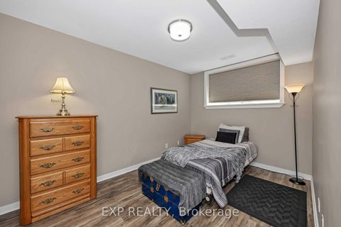 Photo 14 at 1 - 301 Elite Private, Nepean (Longfields), Ottawa