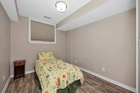 Photo 16 at 1 - 301 Elite Private, Nepean (Longfields), Ottawa