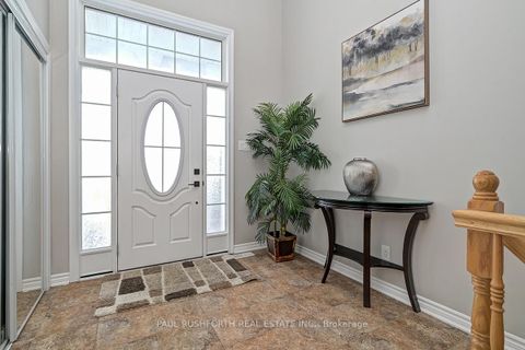 Photo 2 at 609 Dundonald Drive, Nepean (Half Moon Bay), Ottawa