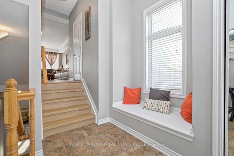 Photo 3 at 609 Dundonald Drive, Nepean (Half Moon Bay), Ottawa