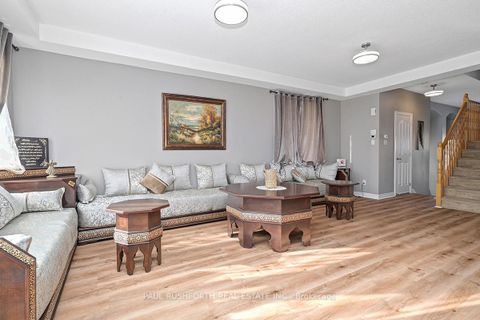 Photo 6 at 609 Dundonald Drive, Nepean (Half Moon Bay), Ottawa