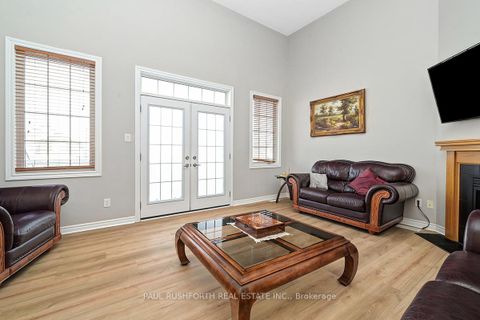 Photo 13 at 609 Dundonald Drive, Nepean (Half Moon Bay), Ottawa