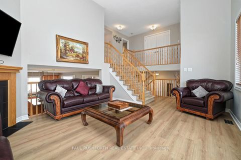 Photo 14 at 609 Dundonald Drive, Nepean (Half Moon Bay), Ottawa