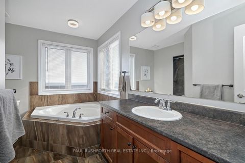 Photo 18 at 609 Dundonald Drive, Nepean (Half Moon Bay), Ottawa