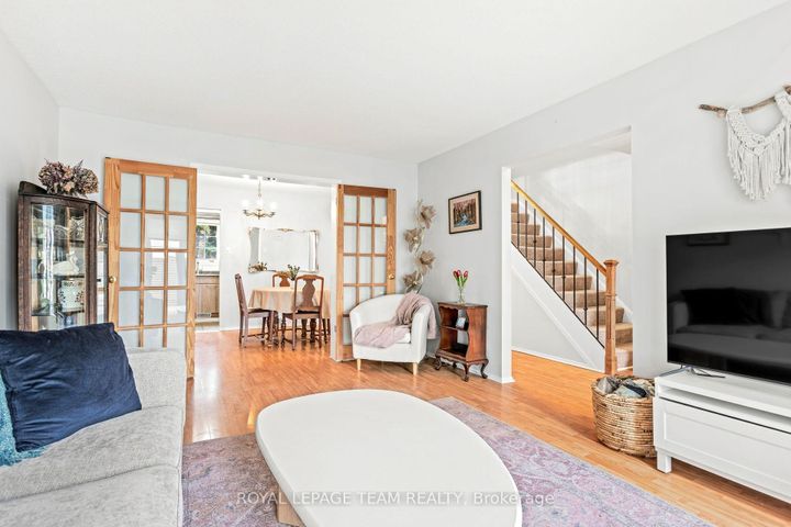 Photo 5 at 9 - 455 Kintyre Private, Nepean (Carleton Square), Ottawa