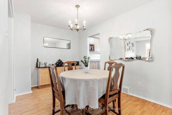 Photo 6 at 9 - 455 Kintyre Private, Nepean (Carleton Square), Ottawa