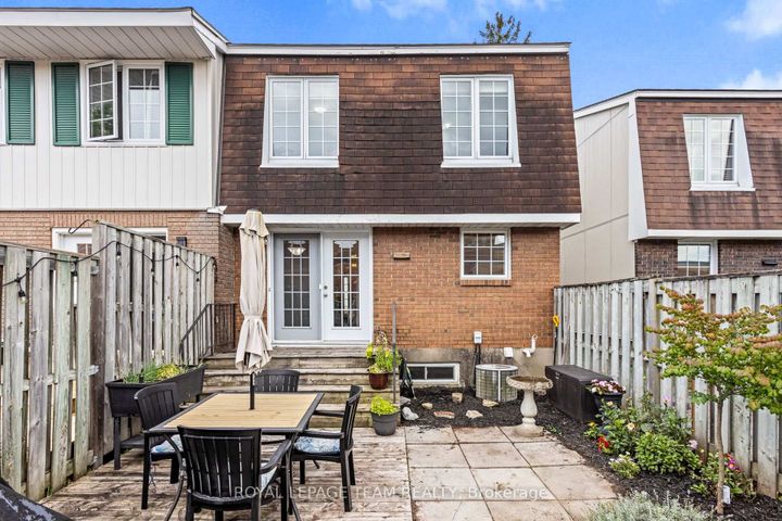 Photo 29 at 9 - 455 Kintyre Private, Nepean (Carleton Square), Ottawa