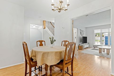 Photo 7 at 9 - 455 Kintyre Private, Nepean (Carleton Square), Ottawa