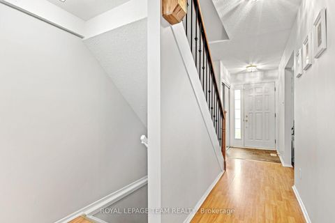 Photo 12 at 9 - 455 Kintyre Private, Nepean (Carleton Square), Ottawa