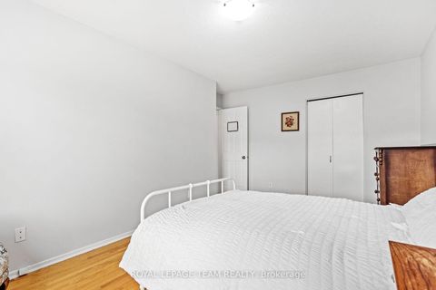 Photo 17 at 9 - 455 Kintyre Private, Nepean (Carleton Square), Ottawa