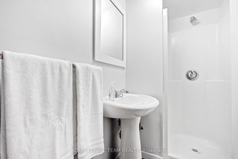 Photo 26 at 9 - 455 Kintyre Private, Nepean (Carleton Square), Ottawa