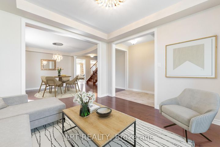 Photo 3 at 67 BRISTLING Crescent, Nepean (Half Moon Bay), Ottawa