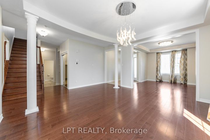 Photo 4 at 67 BRISTLING Crescent, Nepean (Half Moon Bay), Ottawa