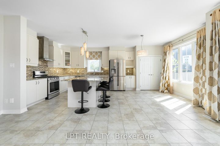 Photo 12 at 67 BRISTLING Crescent, Nepean (Half Moon Bay), Ottawa