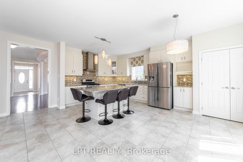 Photo 13 at 67 BRISTLING Crescent, Nepean (Half Moon Bay), Ottawa