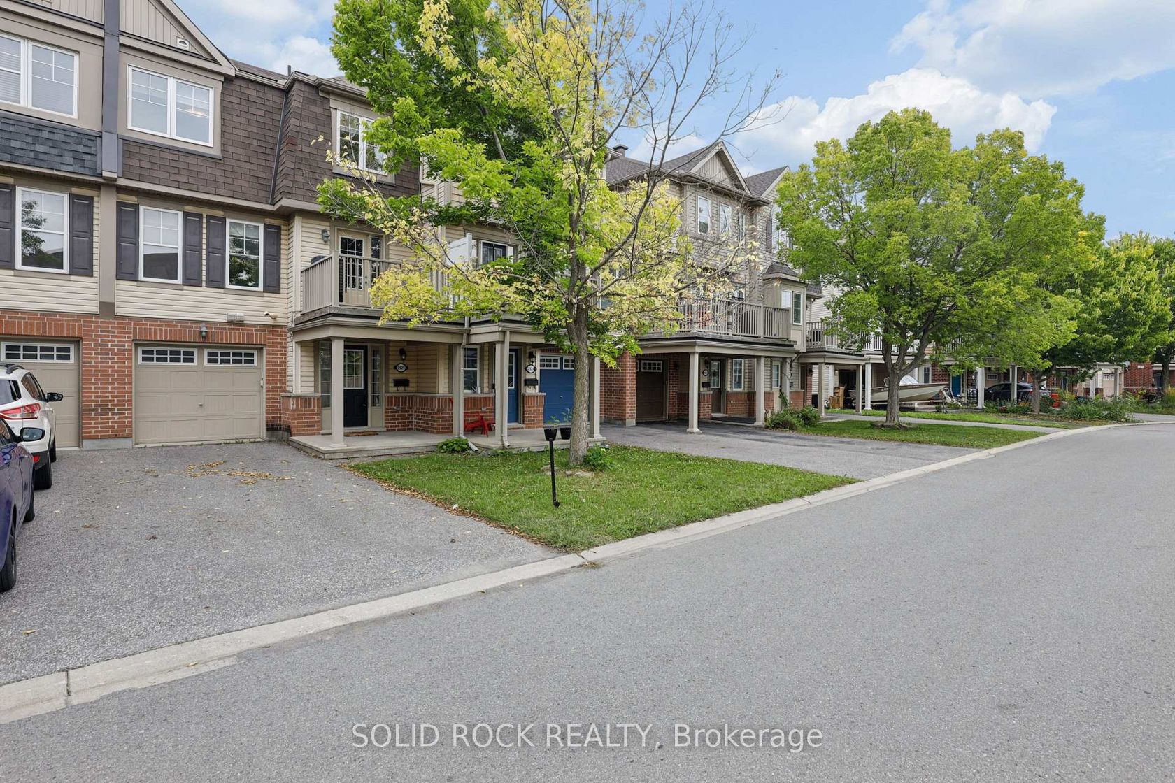 2529 Waterlilly Way, Nepean (Heritage Park), Ottawa 