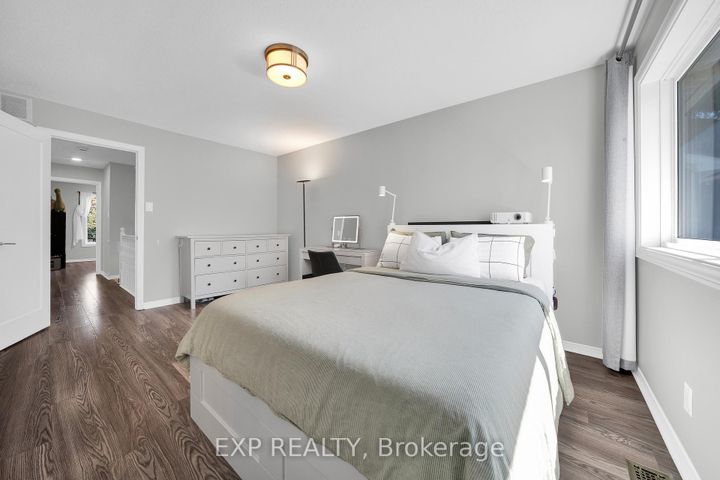 Photo 18 at 34 Stonebriar Drive, Nepean (Centrepointe), Ottawa