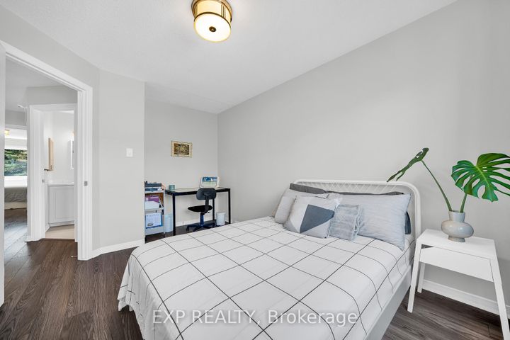 Photo 23 at 34 Stonebriar Drive, Nepean (Centrepointe), Ottawa