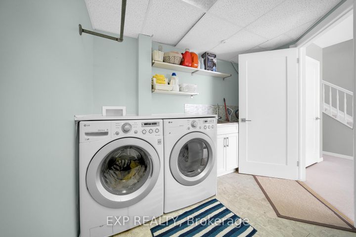 Photo 32 at 34 Stonebriar Drive, Nepean (Centrepointe), Ottawa