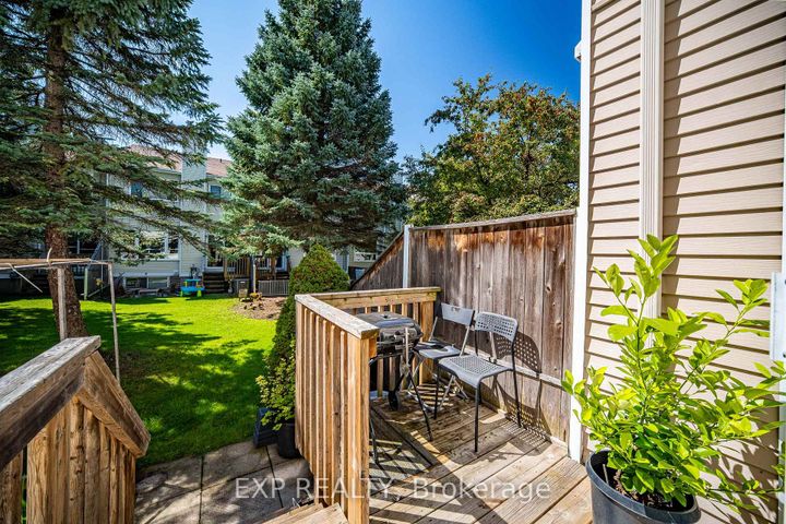 Photo 33 at 34 Stonebriar Drive, Nepean (Centrepointe), Ottawa