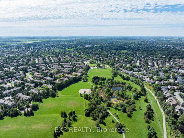 Photo 39 at 34 Stonebriar Drive, Nepean (Centrepointe), Ottawa