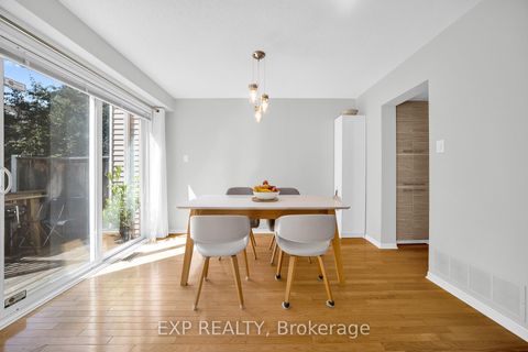 Photo 7 at 34 Stonebriar Drive, Nepean (Centrepointe), Ottawa