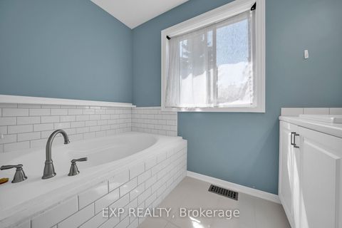 Photo 22 at 34 Stonebriar Drive, Nepean (Centrepointe), Ottawa