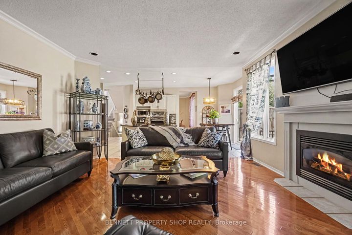 Photo 6 at 21 Summerwind Crescent, Nepean (Barrhaven East), Ottawa