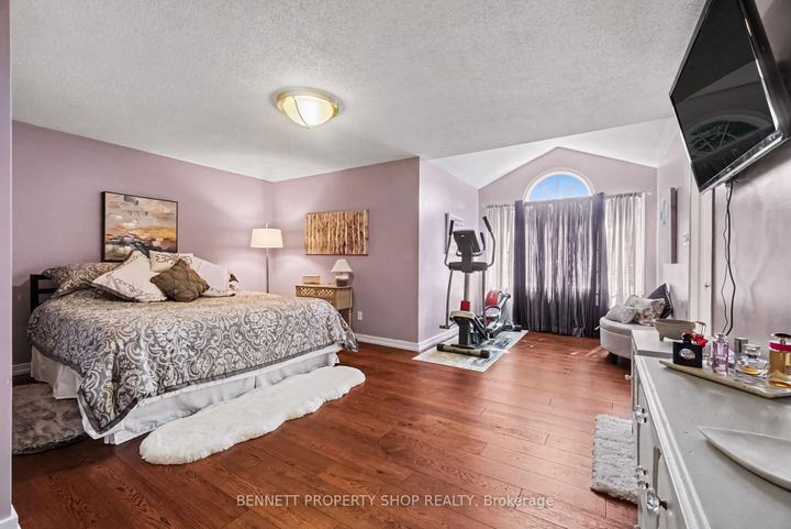 Photo 11 at 21 Summerwind Crescent, Nepean (Barrhaven East), Ottawa