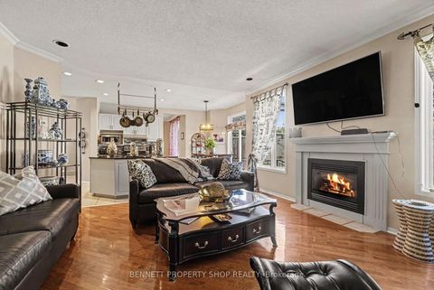 Photo 5 at 21 Summerwind Crescent, Nepean (Barrhaven East), Ottawa