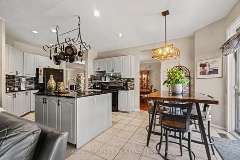 Photo 9 at 21 Summerwind Crescent, Nepean (Barrhaven East), Ottawa