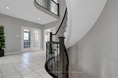Photo 10 at 55 Maple Stand Way, Nepean (Barrhaven East), Ottawa