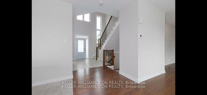 Photo 3 at 436 Appalachian Circle, Nepean (Half Moon Bay), Ottawa