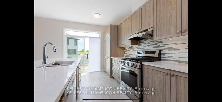 Photo 7 at 436 Appalachian Circle, Nepean (Half Moon Bay), Ottawa