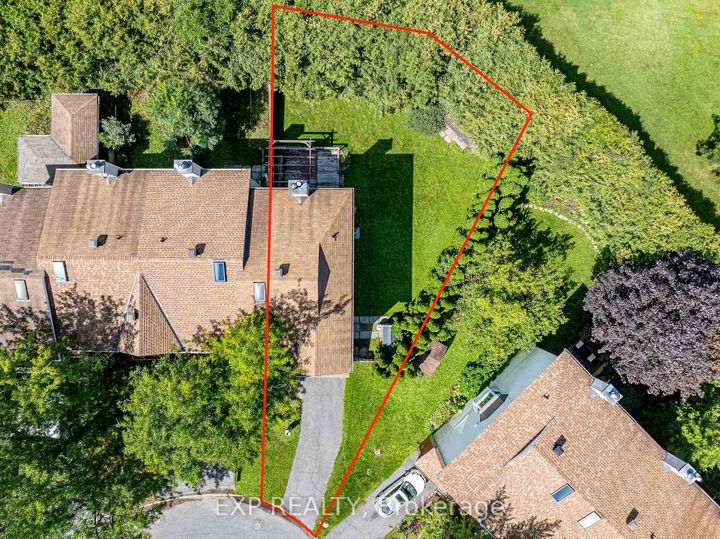 Photo 1 at 18 Arbordale Crescent, Nepean (Centrepointe), Ottawa