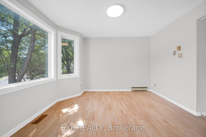 Photo 23 at 18 Arbordale Crescent, Nepean (Centrepointe), Ottawa