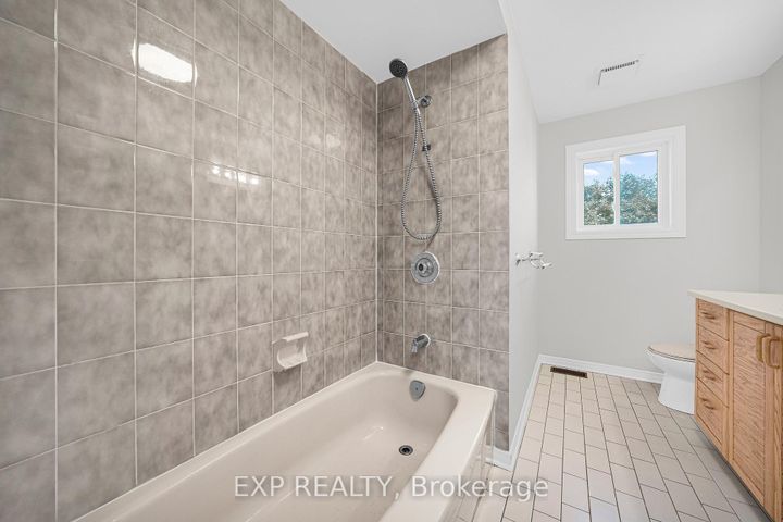 Photo 35 at 18 Arbordale Crescent, Nepean (Centrepointe), Ottawa