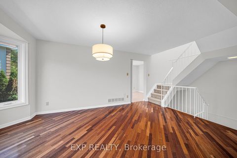 Photo 15 at 18 Arbordale Crescent, Nepean (Centrepointe), Ottawa