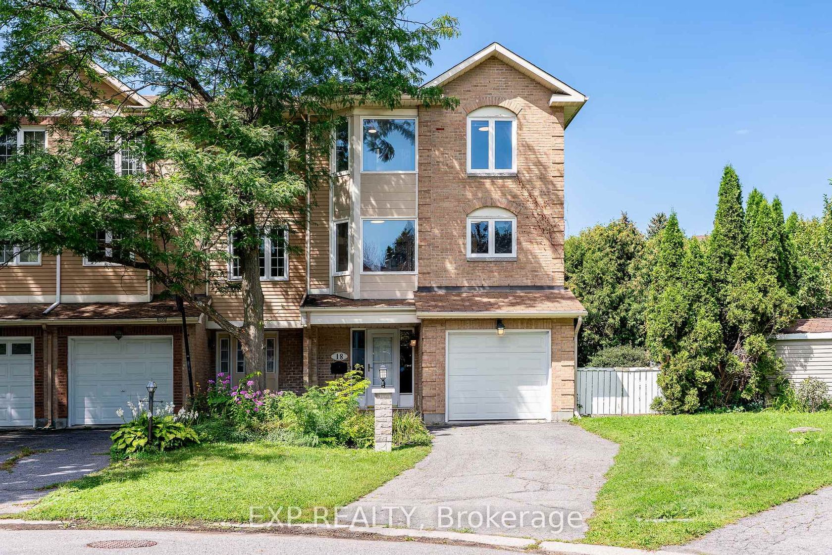 18 Arbordale Crescent, Nepean (Centrepointe), Ottawa 