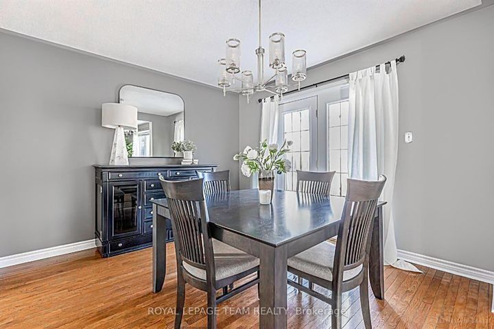 Photo 9 at 124 Kennevale Drive, Nepean (Cedargrove/Fraserdale), Ottawa