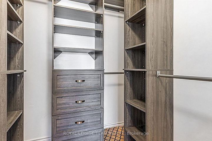 Photo 13 at 124 Kennevale Drive, Nepean (Cedargrove/Fraserdale), Ottawa