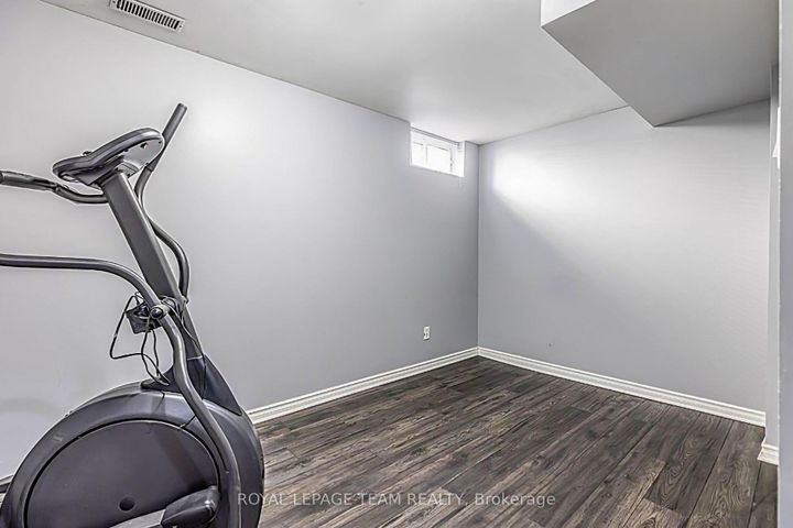 Photo 25 at 124 Kennevale Drive, Nepean (Cedargrove/Fraserdale), Ottawa
