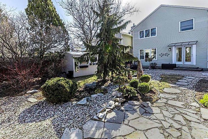 Photo 27 at 124 Kennevale Drive, Nepean (Cedargrove/Fraserdale), Ottawa