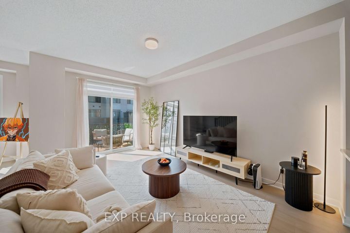 Photo 6 at 69 Lignite Private, Nepean (Heritage Park), Ottawa